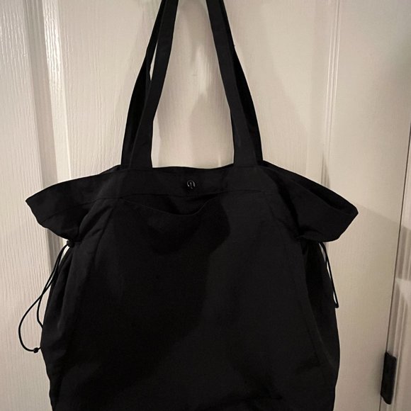 LULULEMON Side Cinch Shopper Tote - Picture 4 of 6